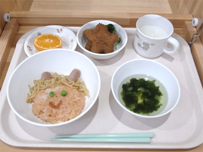 給食