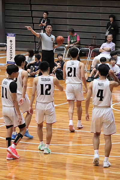 vs 岡山商科大学付属